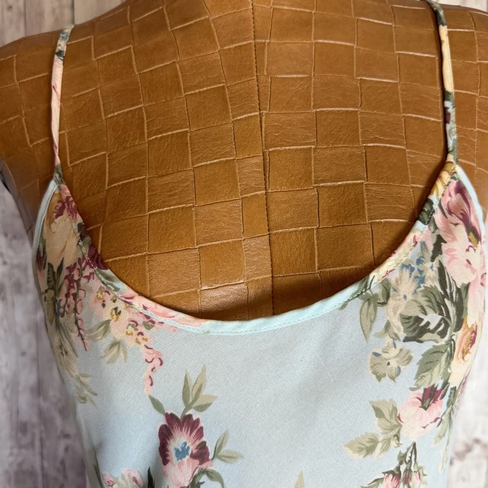 Vintage Victoria’s Secret Gold Label Floral Slip Chemise Crisscross Back - Picture 2 of 5